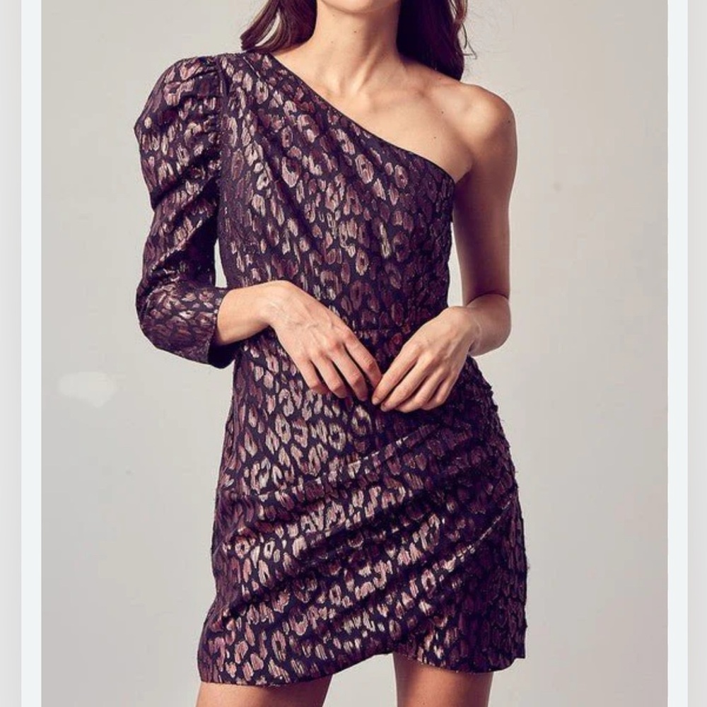 NWT Do + Be Elegant One-Shoulder Leopard Print Dress